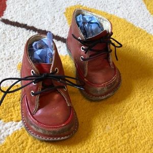 Precious vintage German red leather child shoes
